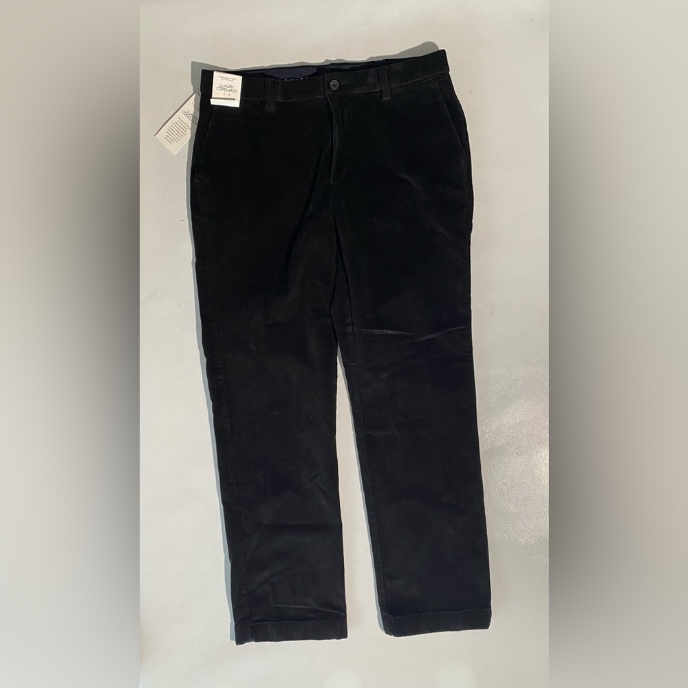 NEW 40 x 32 Mens Roundtree & Yorke Corduroy Pants FlatFront Cotton Spandex Black